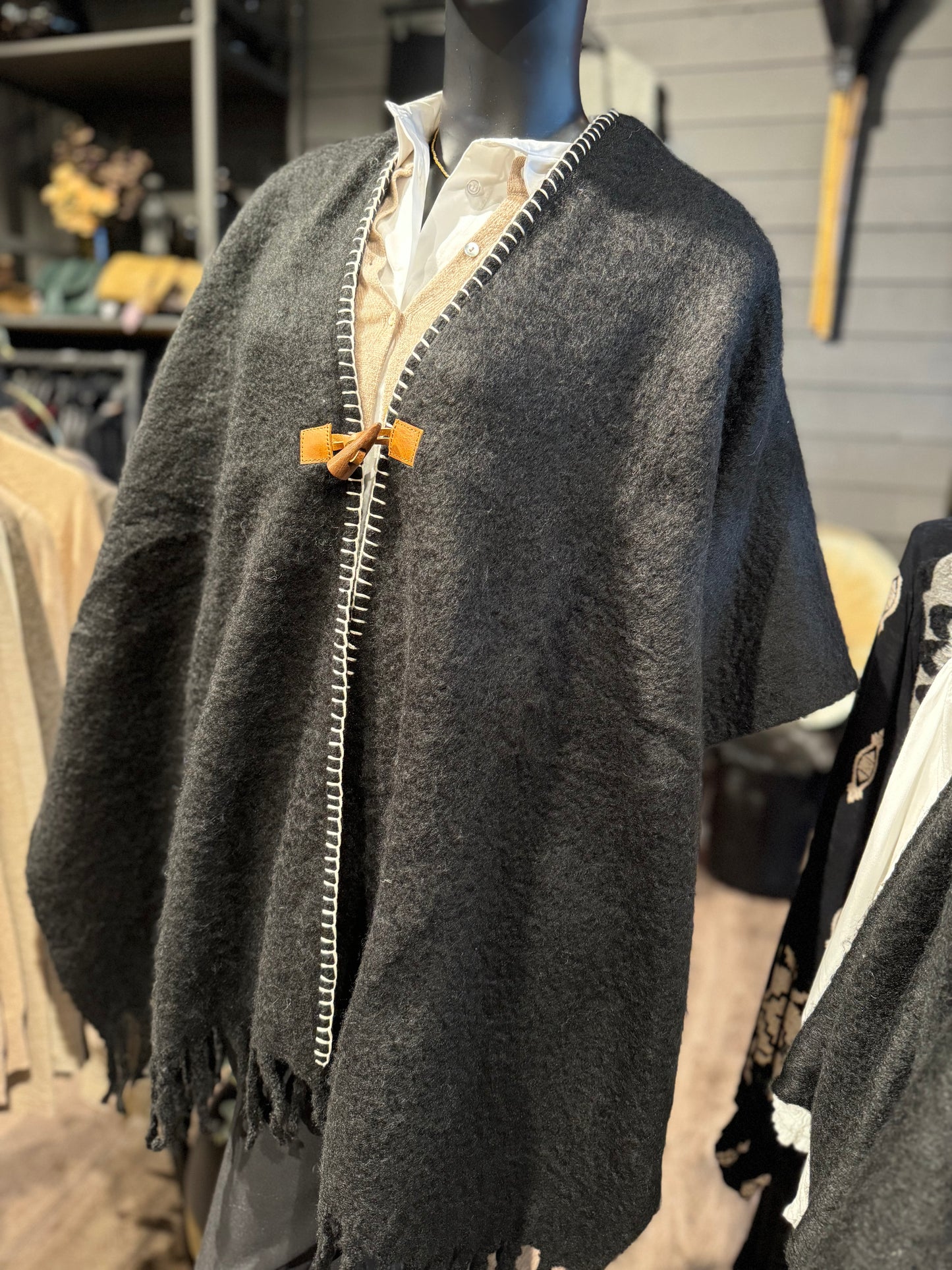 BY KRIS IE Icon Poncho