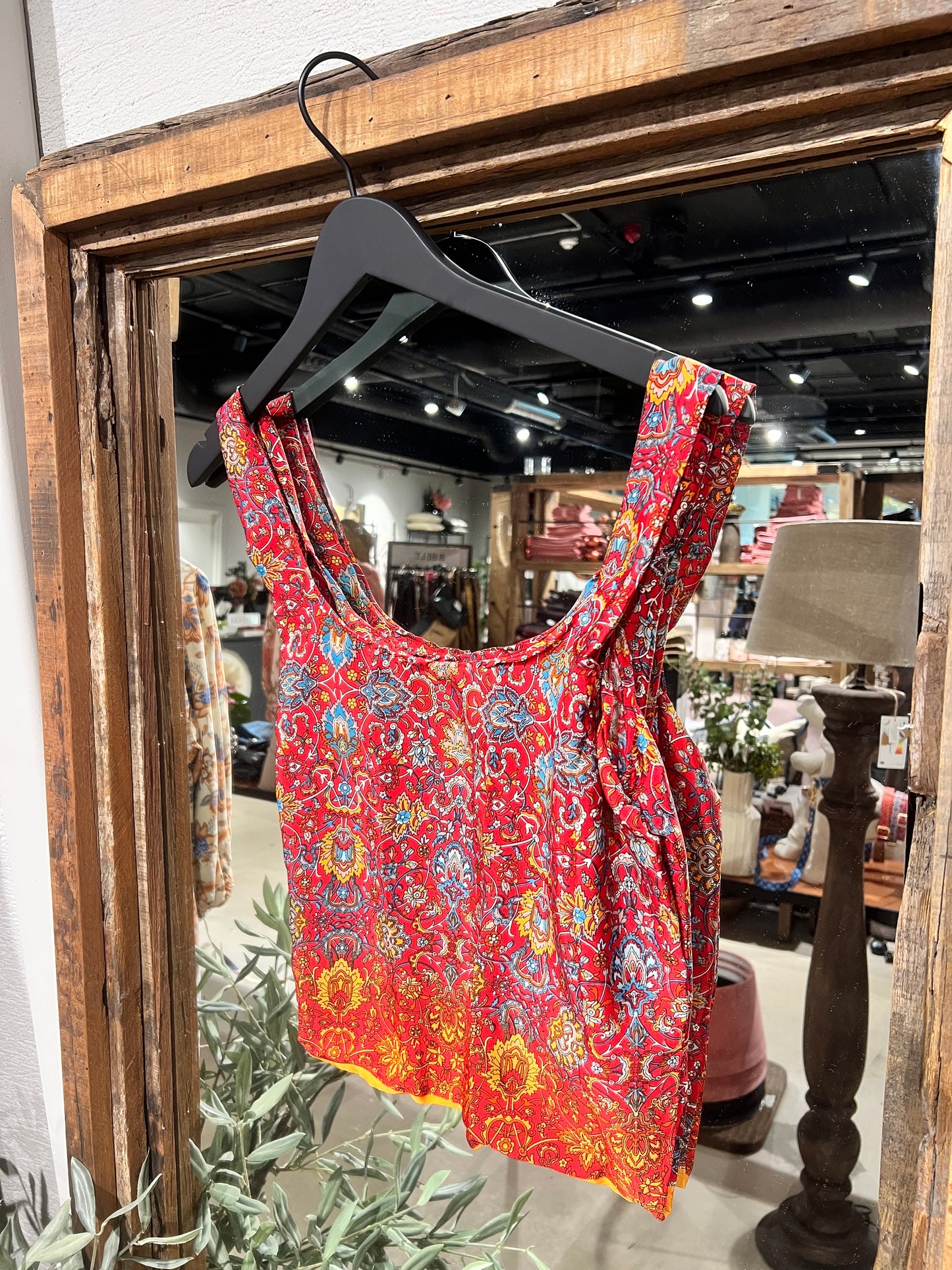 I WAS A SARI handlenett