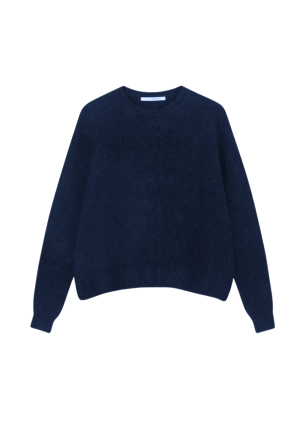 Sibin Linnebjerg Anika Genser Navy