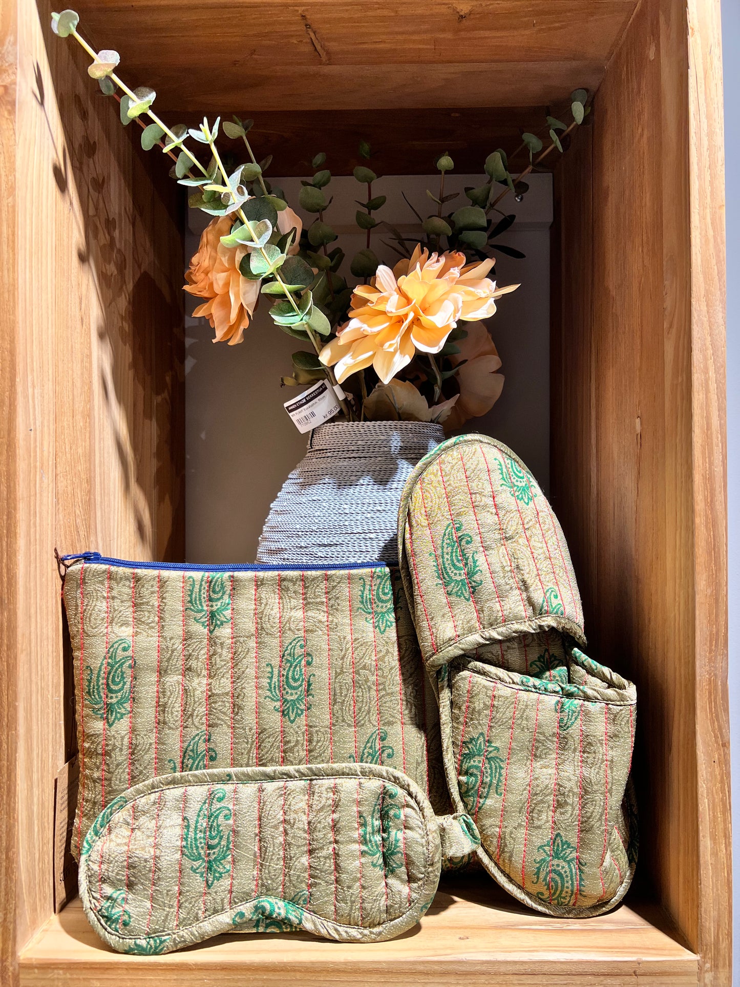 I WAS A SARI Reisesett