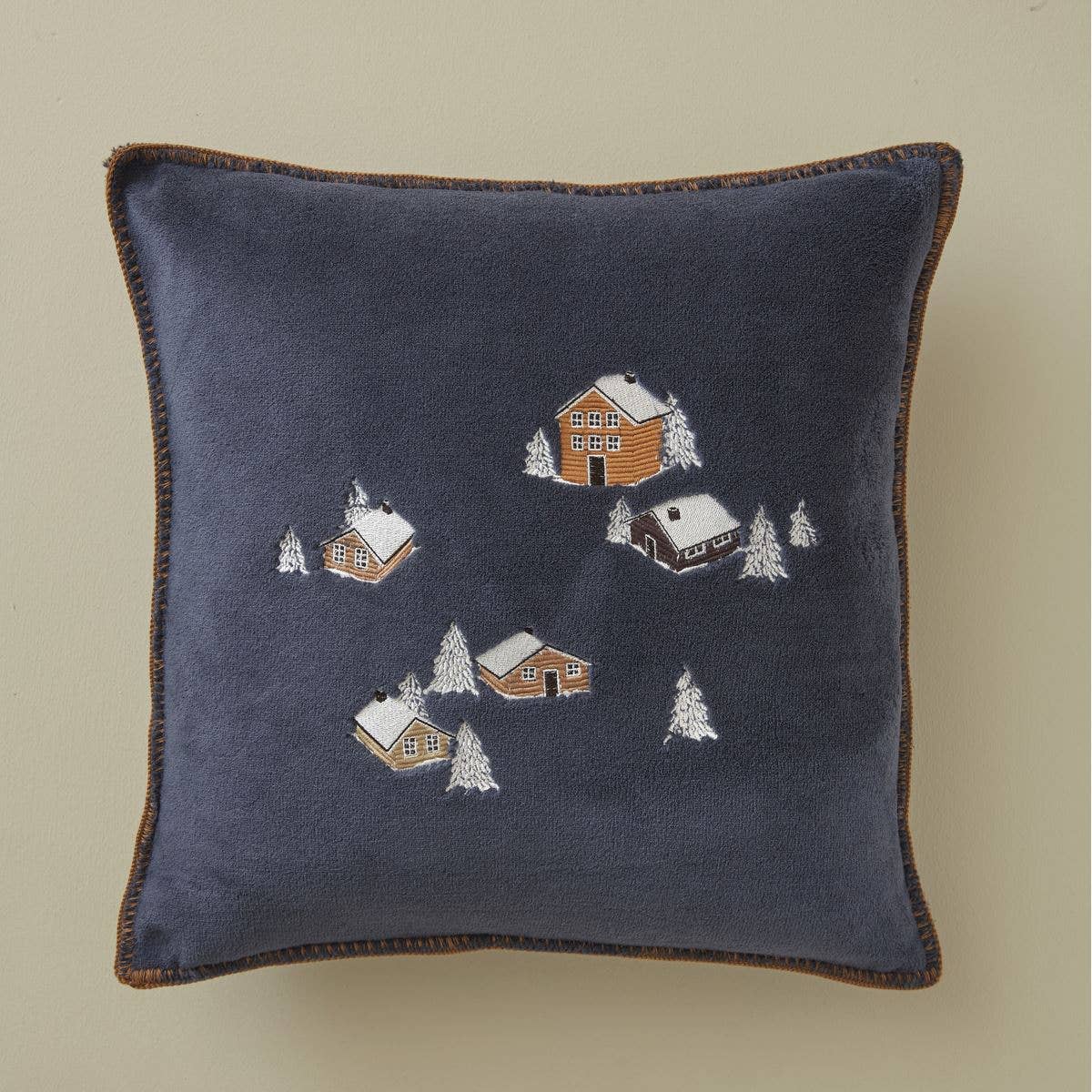 Au coeur de la vallée polar cushion cover blue: 45x45 cm