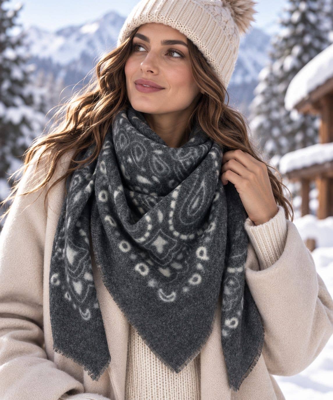 Mykt paisleyskjerf – taupe