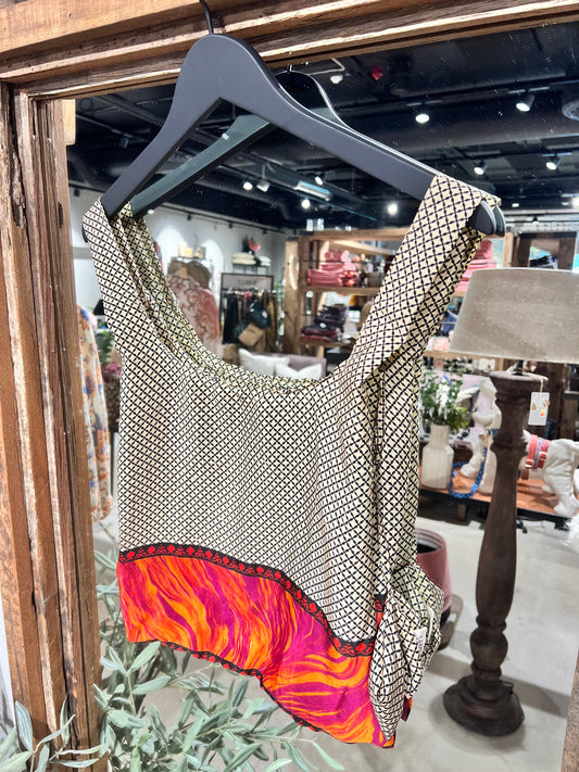 I WAS A SARI handlenett