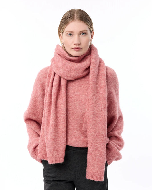 KNIT-TED Evi Skjerf, Rosa