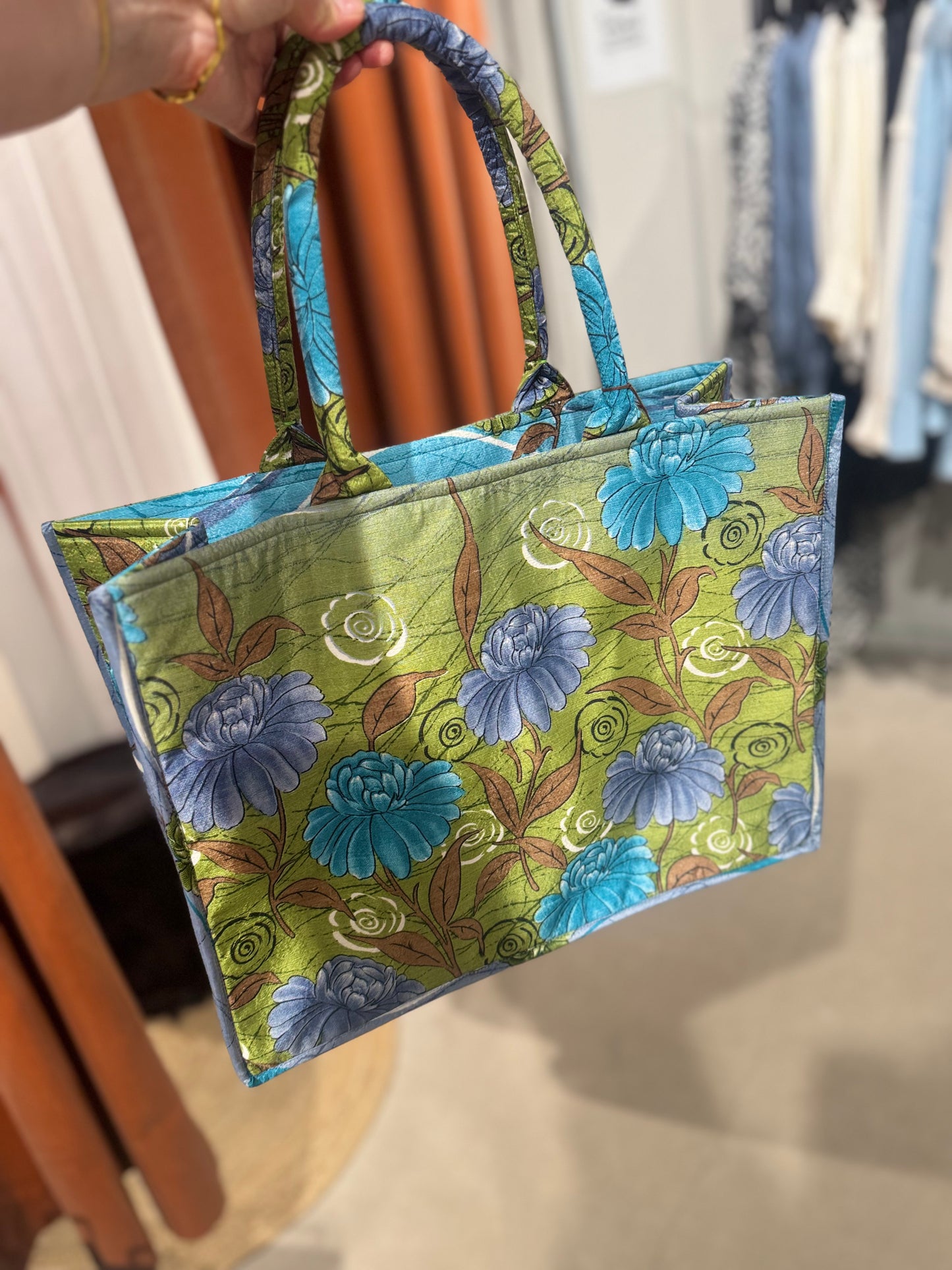 I WAS A SARI tote bag