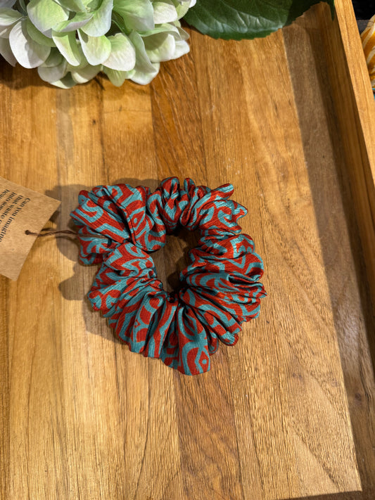 I WAS A SARI Scrunchy