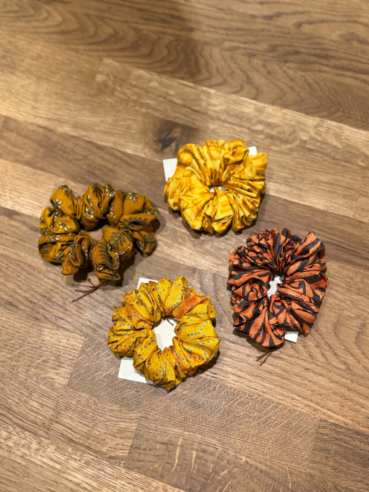 I Was A Sari – Scrunchie i silke