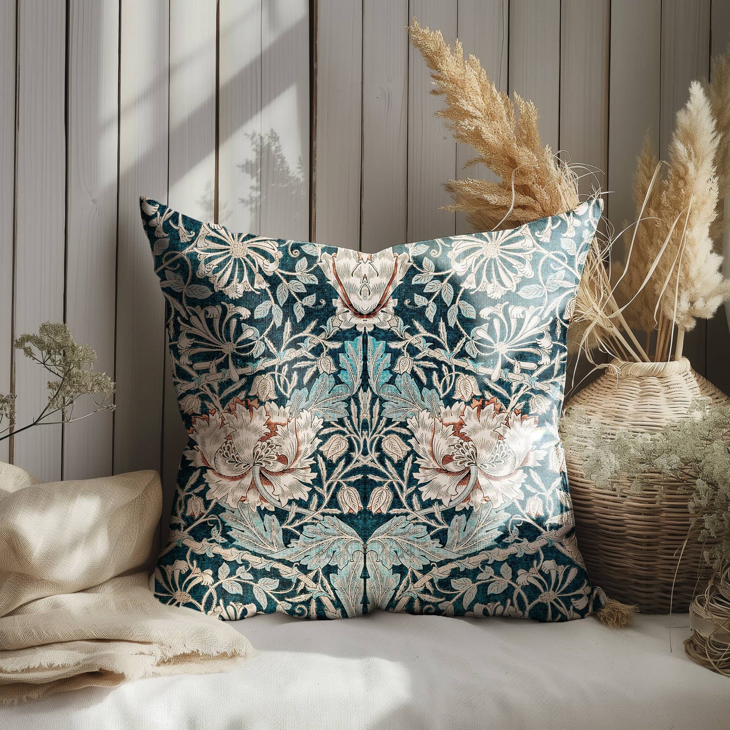 William Morris Honeysuckle trykk putetrekk i lin, 50 x 50 cm