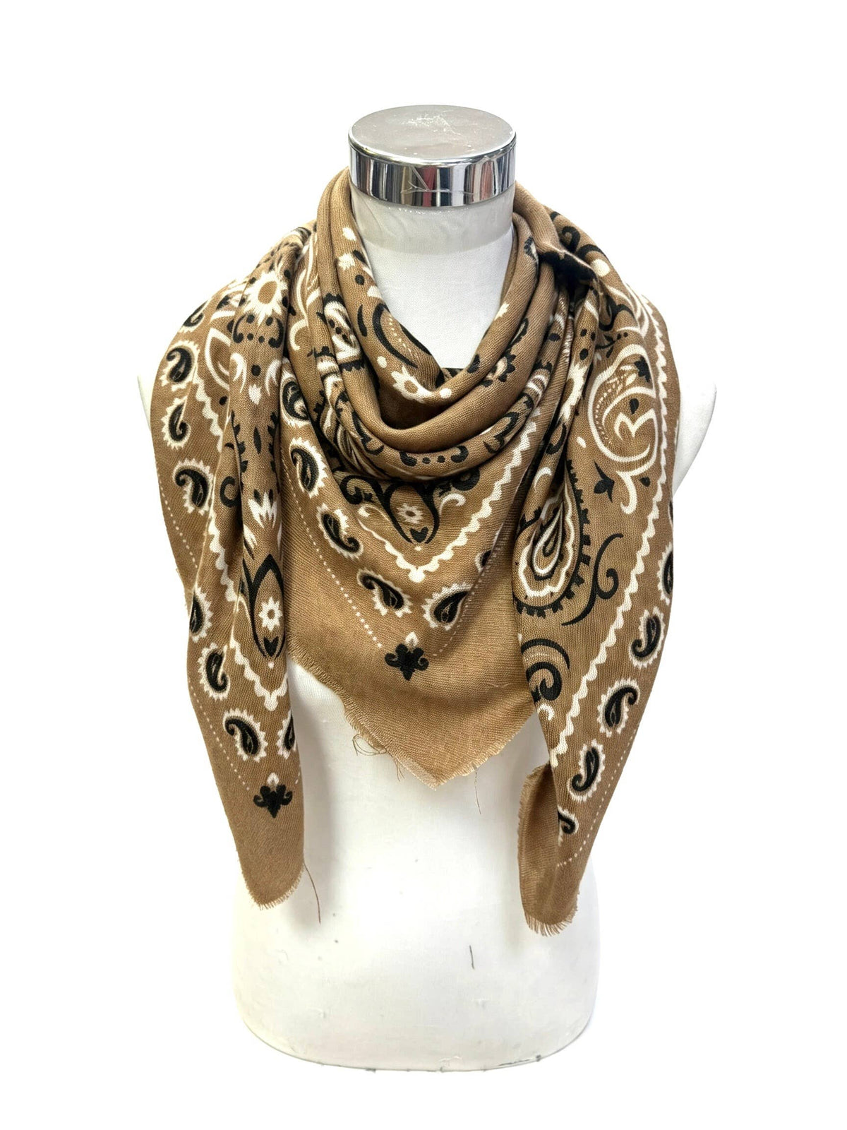 Stort bandanaskjerf i ullblanding – beige