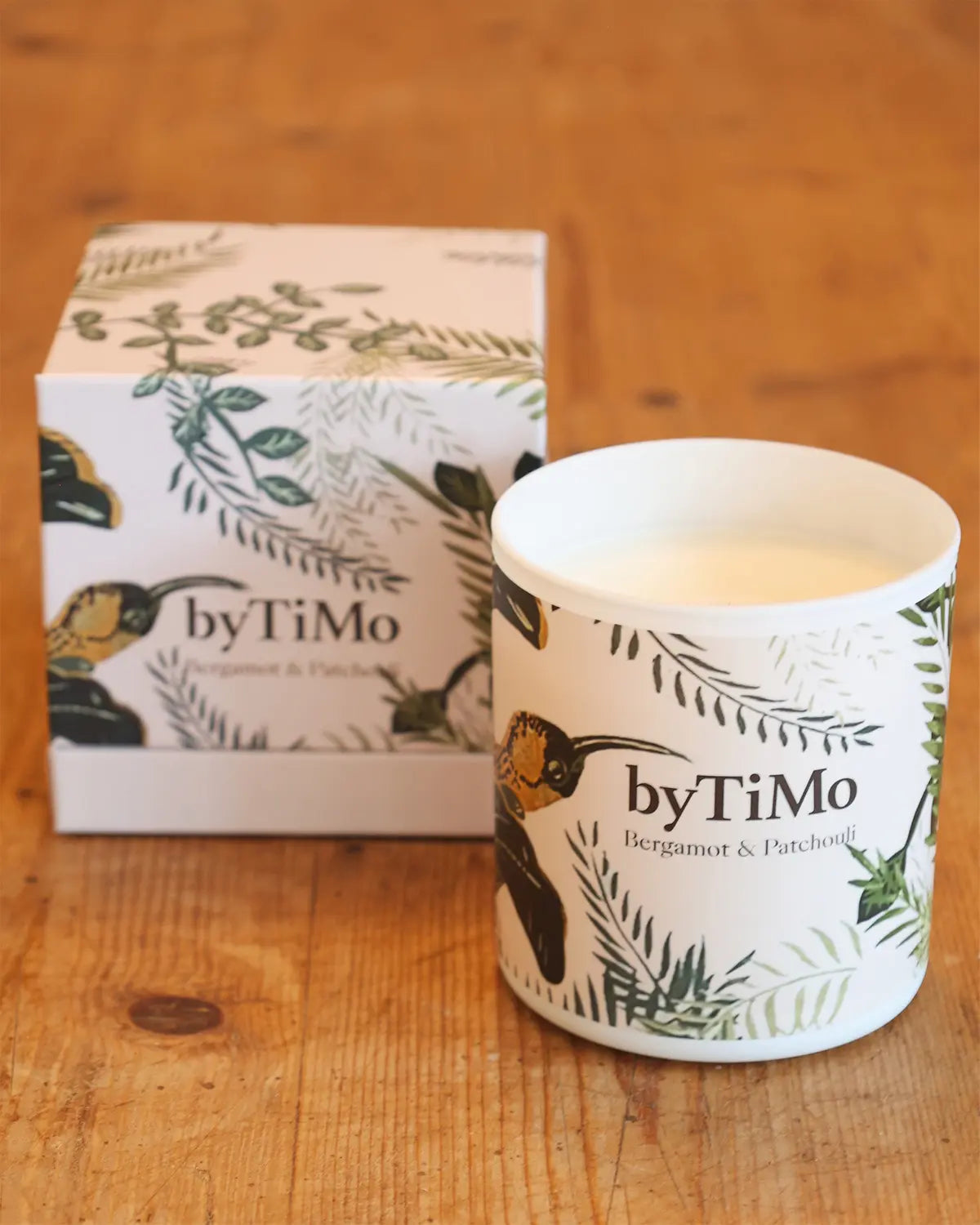 By Timo Bergamot & Patchouli Scented Candle