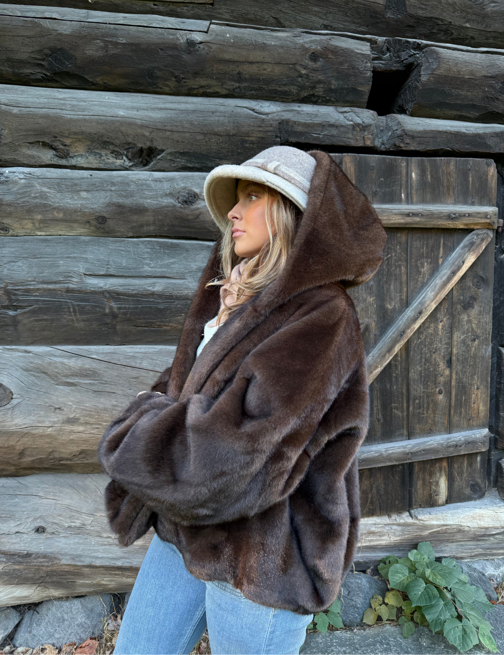 NOMA Verbier fuskepels jakke - Minkbrun