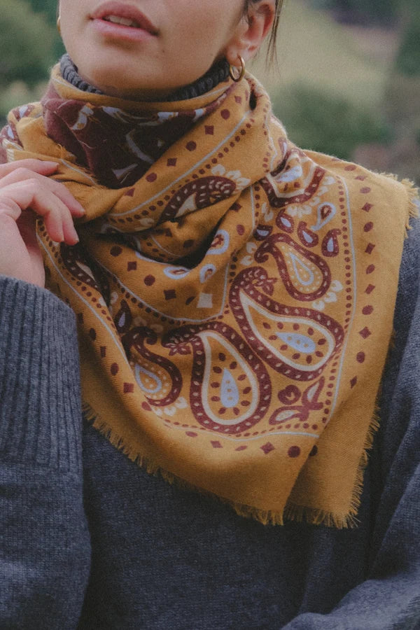 Maison Lecomte Flament, Scarf Rodeo Camel