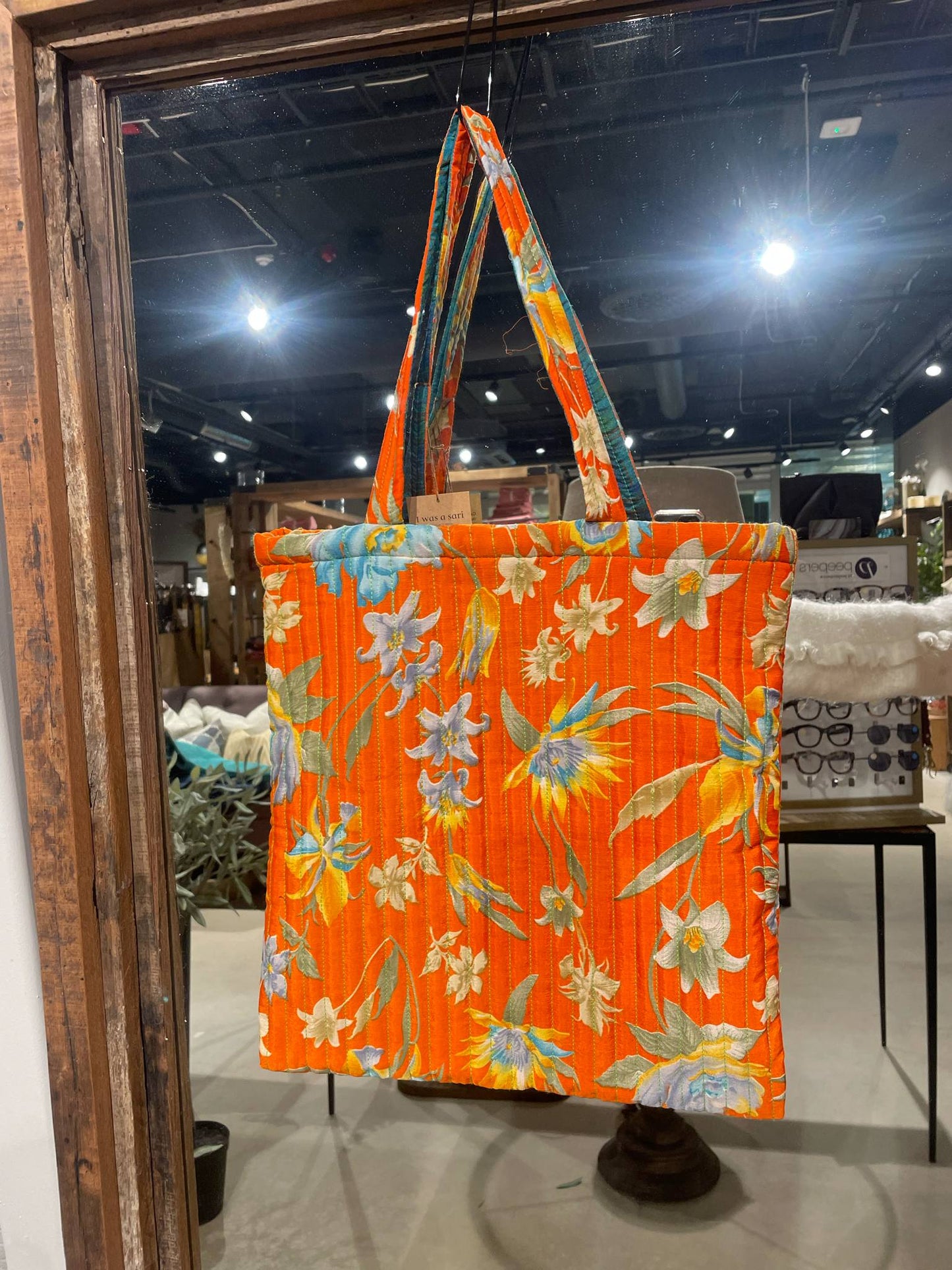 I WAS A SARI Quilted shopper bag