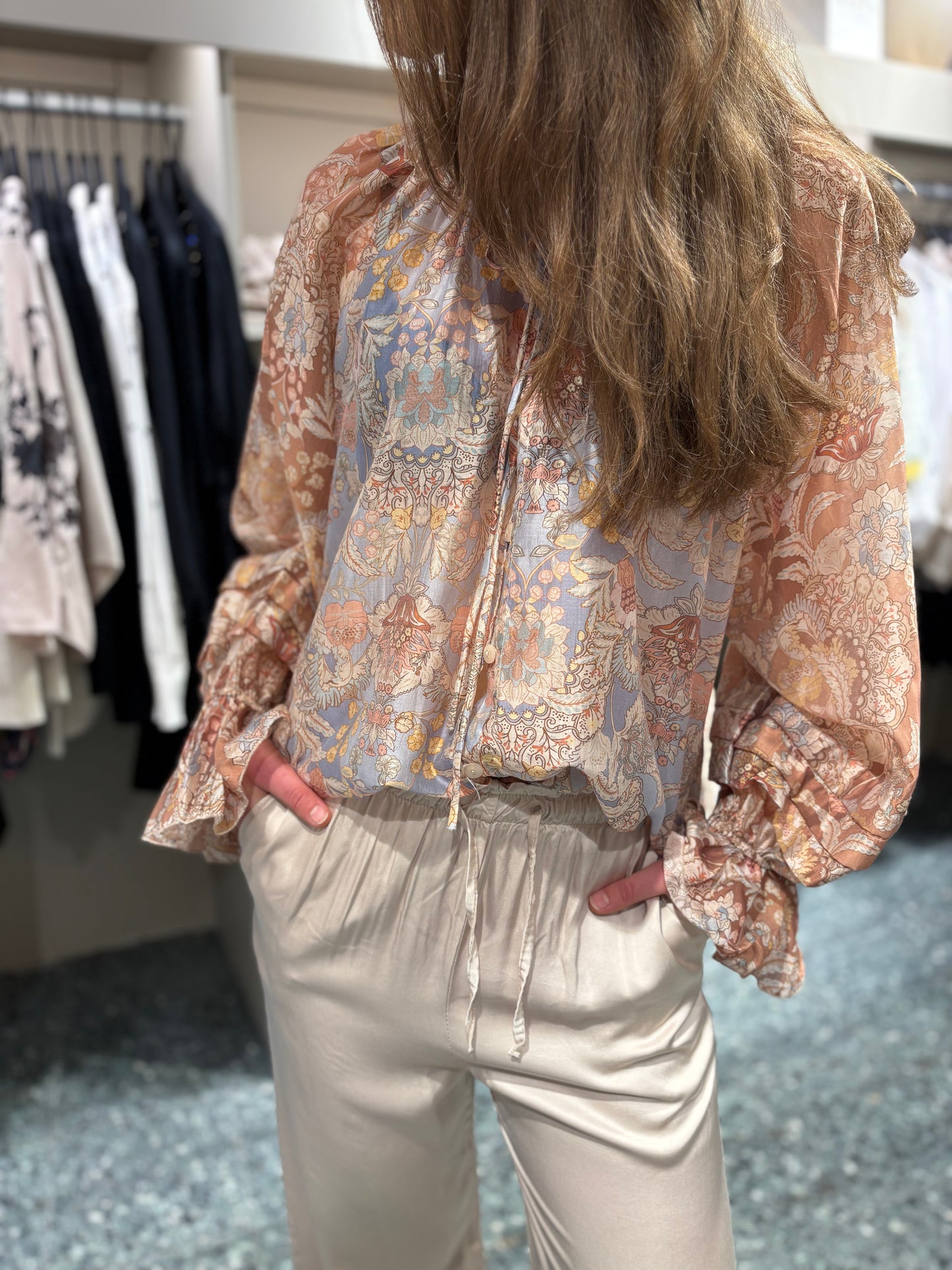 From Paris With Love Rose Print bluse