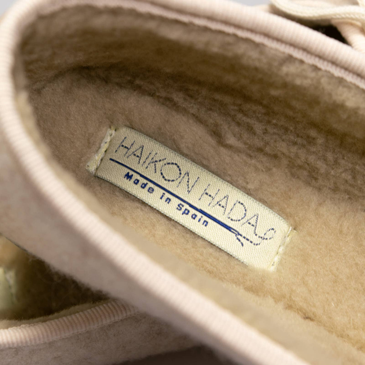 Felt sand ballerinas. Recycled slippers for home.