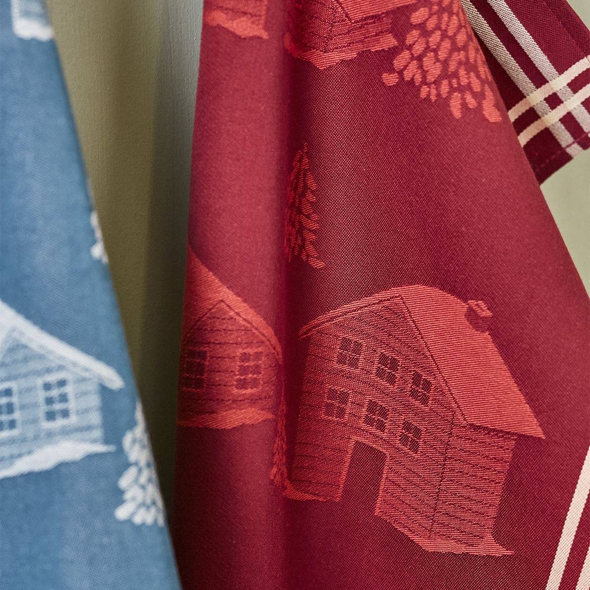 Torchon jacquard Coeur vallée rouge: 50x70 cm